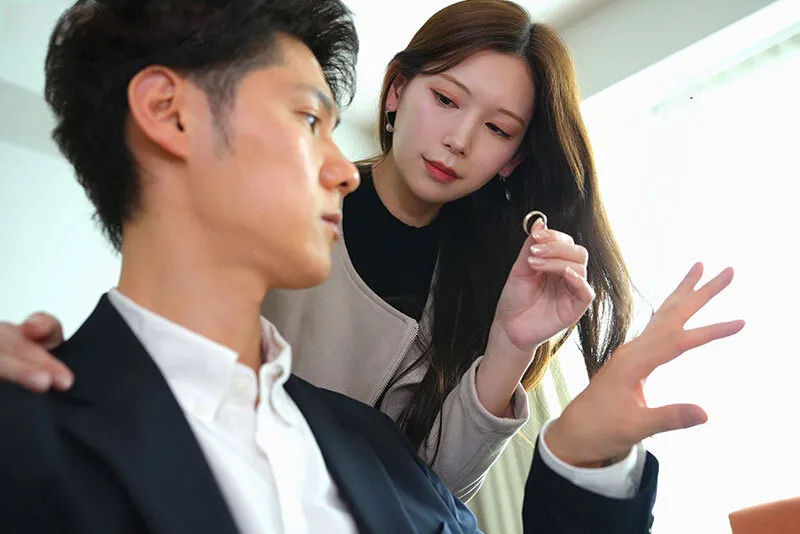 Vợ yêu đi đi chơi, chồng yêu ở nhà bị nhỏ em người vợ gạ chịch không trượt phát nào